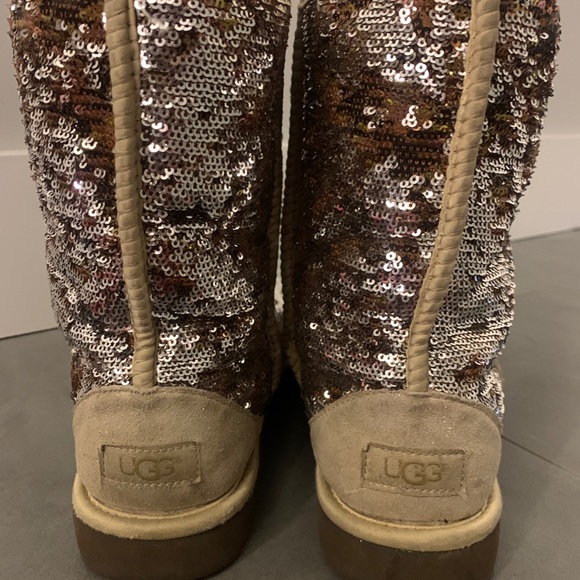 Sparkly Ugg’s - Picture 2 of 2